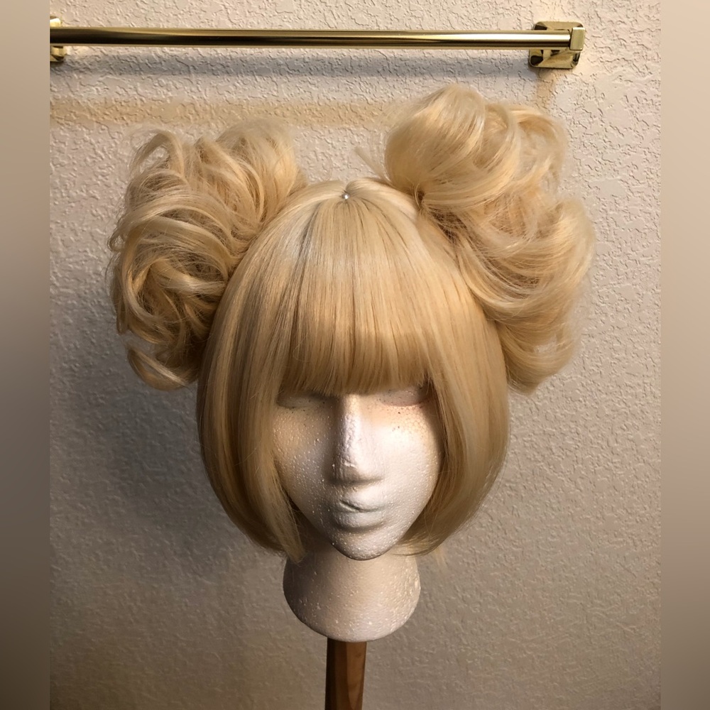Himiko Toga my hero academia blonde wig